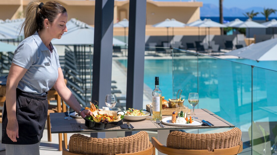 Sun Beach Resort_Beachfront Wing_Dion Ala Carte Restaurant & Bar-Day-4_Hi_Res