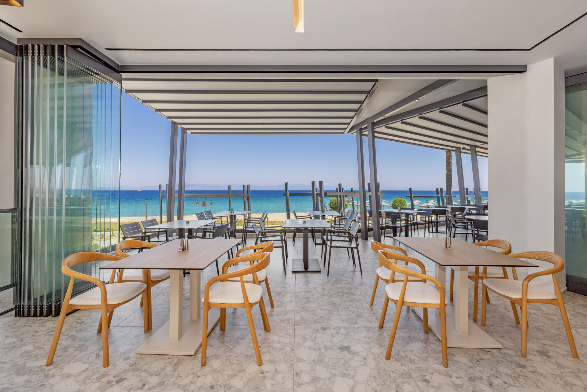 Thalassa_Beachfront_Restaurant_Bar_6
