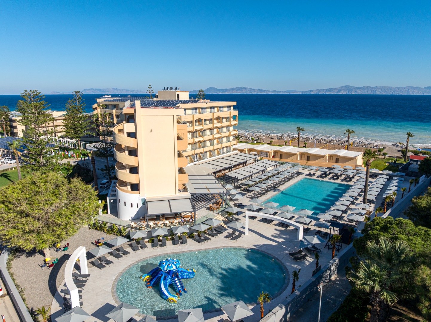 Sun Beach Resort_Beachfront Wing_Aerial-Pool View_2_High_Res