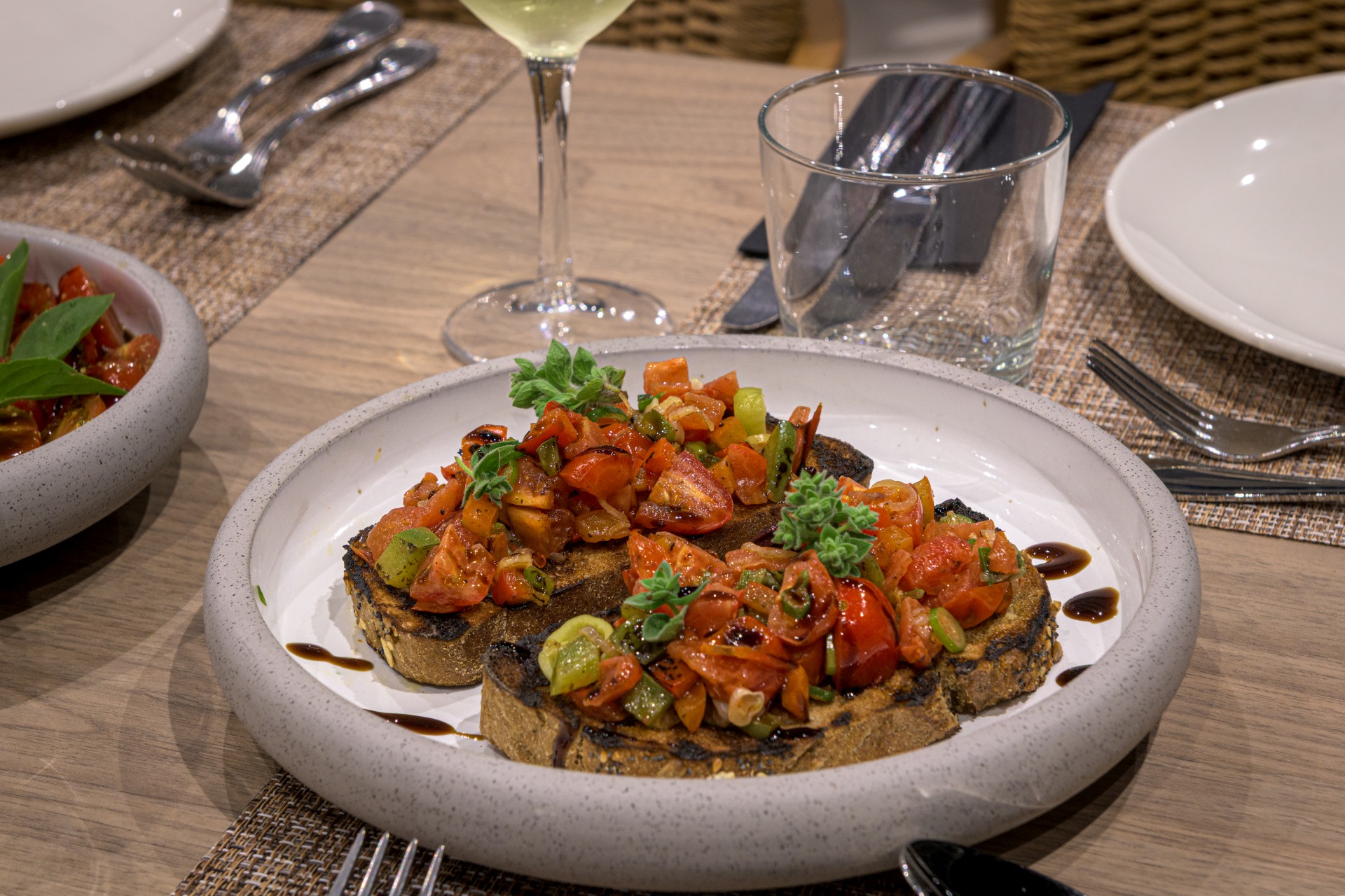 Themed-Night-Dion-Italian-Cuisine-3_High_Res